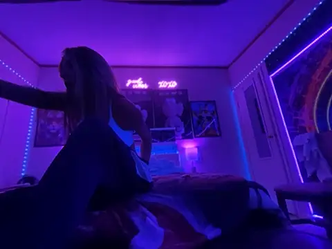 SarahStarr2020 online show from 8, 12, 2024