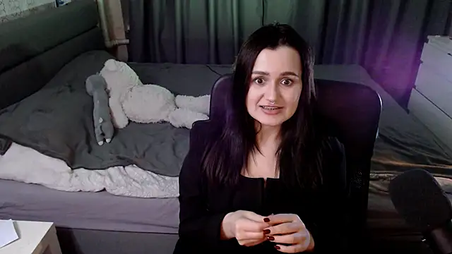 Snapshot of KiraYammy chatting on 28, 12, 2024 KiraYammy online show from 28, 12, 2024