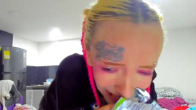 Snapshot of barbara_anal_squirt_ chatting on 10, 3, 2025 barbara anal squirt online show from 10, 3, 2025
