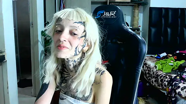 Snapshot of barbara_anal_squirt_ chatting on 16, 9, 2025 barbara anal squirt online show from 16, 9, 2025