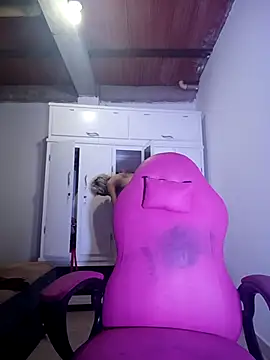 barbara anal squirt  online show from 2, 11, 2025