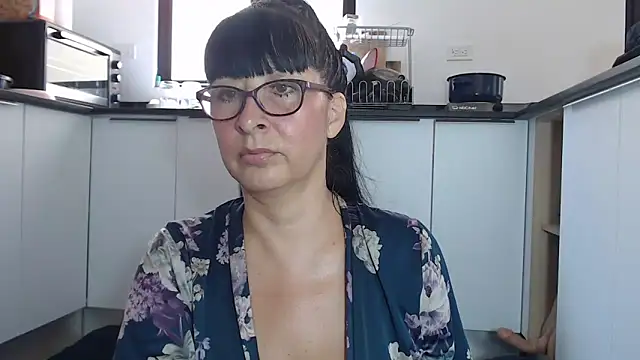 HellenLatin online show from 5, 6, 2026