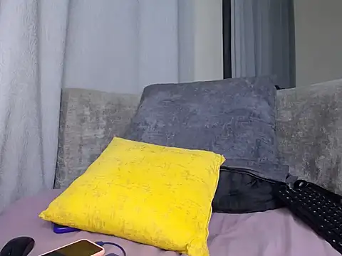 Snapshot of CarlaBeckky chatting on 10, 5, 2026 CarlaBeckky online show from 10, 5, 2026