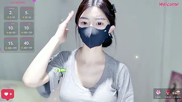 Snapshot of Duduludululu chatting on 15, 11, 2025 Duduludululu online show from 15, 11, 2025