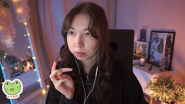 Sarah Son online show from 17, 3, 2025