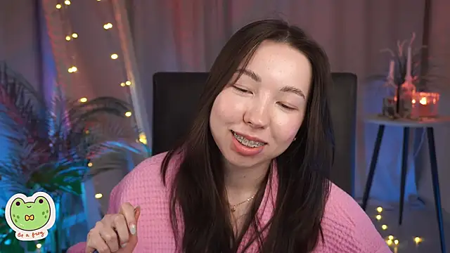Sarah Son online show from 21, 2, 2025