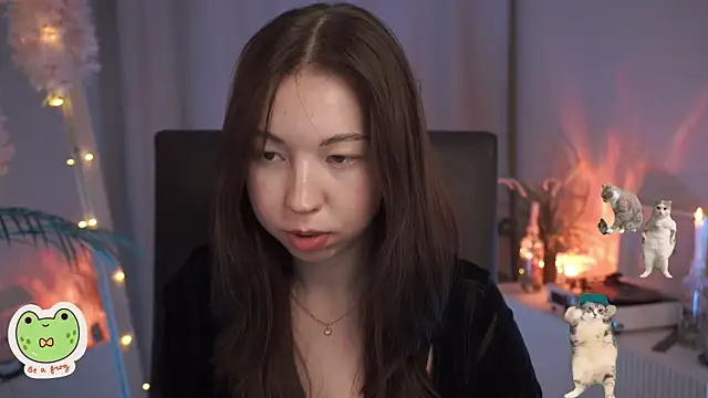 Sarah Son online show from 5, 3, 2025