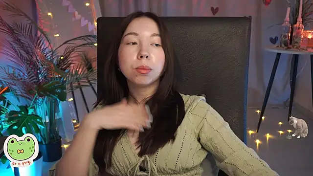 Sarah Son online show from 18, 2, 2025