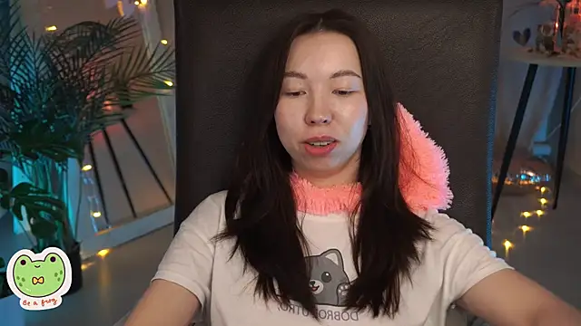 Sarah Son online show from 16, 2, 2025
