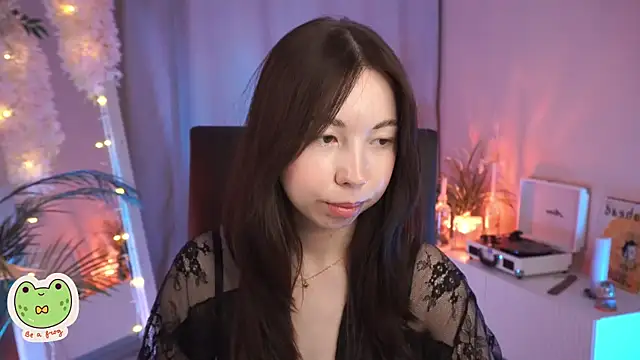 Sarah Son online show from 2, 3, 2025
