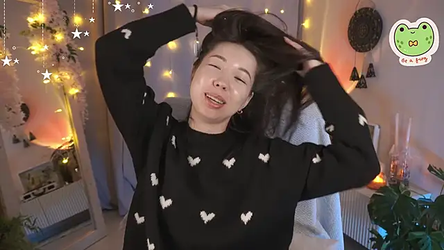 Sarah Son online show from 6, 10, 2025