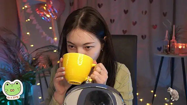 Sarah Son online show from 18, 2, 2025