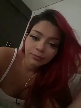 Snapshot of redgirlofficial chatting on 20, 5, 2026 redgirlofficial online show from 20, 5, 2026