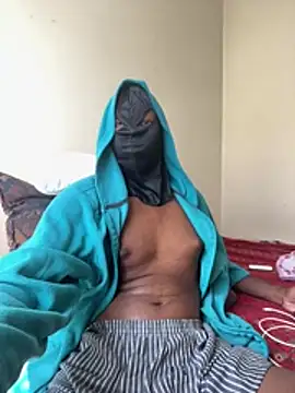 Gifttheskimaskboy online show from 27, 4, 2026