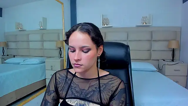 AnnyThompson  online show from 16, 10, 2025