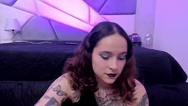 Snapshot of AnnyThompson_ chatting on 14, 2, 2025 AnnyThompson online show from 14, 2, 2025