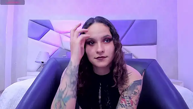 Snapshot of AnnyThompson_ chatting on 26, 2, 2025 AnnyThompson online show from 26, 2, 2025