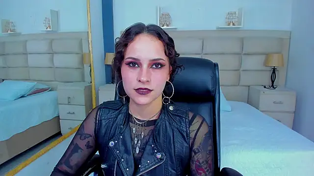 Snapshot of AnnyThompson_ chatting on 10, 10, 2025 AnnyThompson online show from 10, 10, 2025