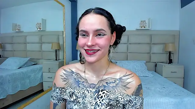 Snapshot of AnnyThompson_ chatting on 10, 9, 2025 AnnyThompson online show from 10, 9, 2025