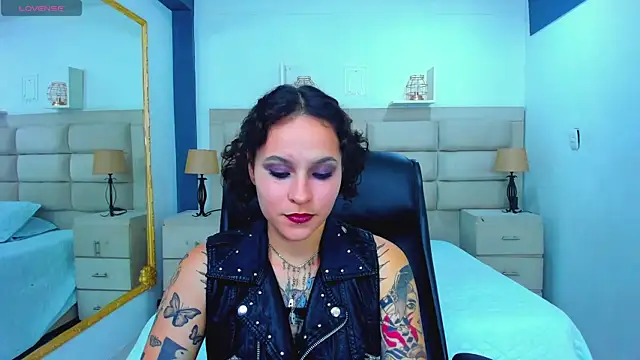 Snapshot of AnnyThompson_ chatting on 19, 9, 2025 AnnyThompson online show from 19, 9, 2025