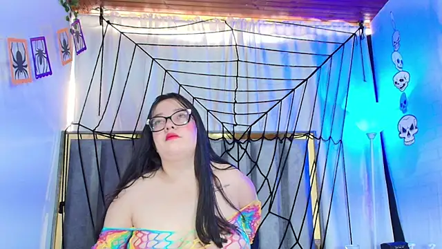 Zoe Curvy online show from 24, 10, 2025