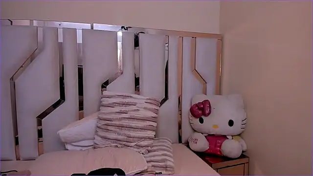 Snapshot of TifanyChill chatting on 27, 11, 2025 TifanyChill online show from 27, 11, 2025