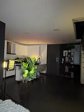 milaivanova online show from 19, 4, 2026