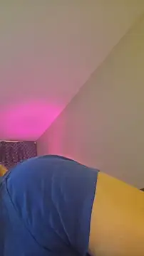 we8camgirl online show from 27, 10, 2025