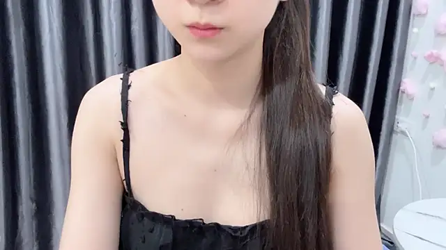 KaleAnisa online show from 11, 7, 2026