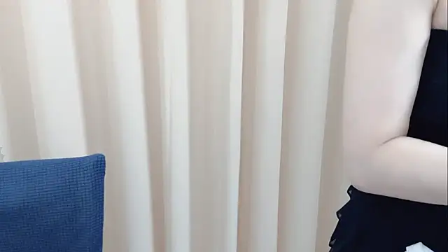 KaleAnisa online show from 18, 12, 2025