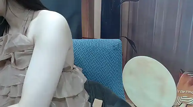 KaleAnisa online show from 10, 3, 2025