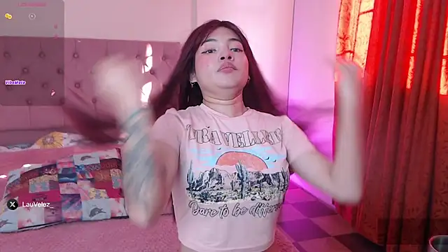 Snapshot of lauvelez__ chatting on 25, 3, 2026 lauvelez online show from 25, 3, 2026