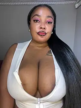 Snapshot of Katamia25 chatting on 12, 1, 2025 Katamia25 online show from 12, 1, 2025