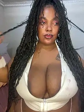 Snapshot of Katamia25 chatting on 22, 12, 2024 Katamia25 online show from 22, 12, 2024