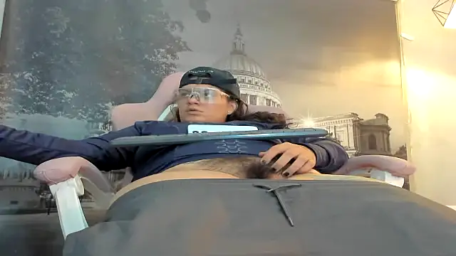 snowflake xxx online show from 7, 10, 2025