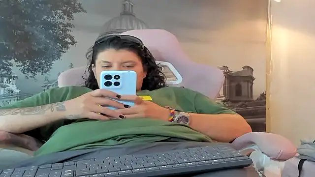 snowflake xxx online show from 25, 9, 2025