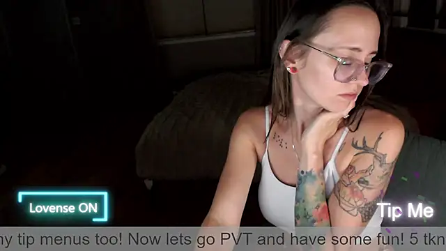 Snapshot of Plantbabeee chatting on 5, 6, 2026 Plantbabeee online show from 5, 6, 2026
