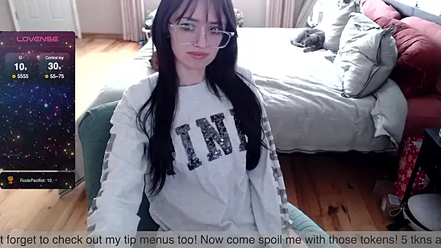 Plantbabeee online show from 27, 1, 2025
