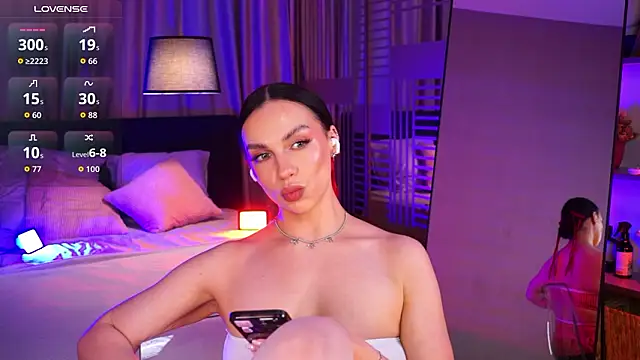 LunaNight online show from 17, 3, 2026