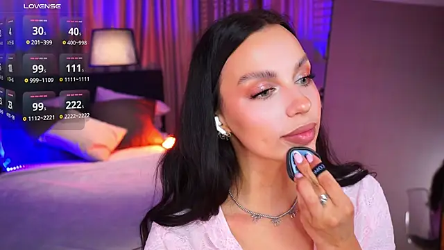 LunaNight online show from 18, 4, 2026