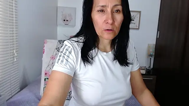 Maira B online show from 16, 4, 2026