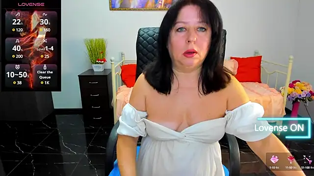 Julia Dean online show from 9, 3, 2025