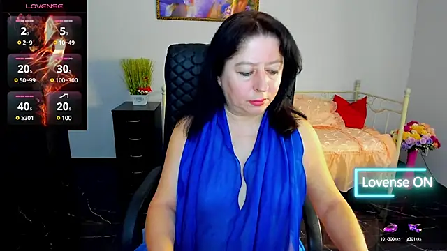Julia Dean online show from 14, 3, 2025