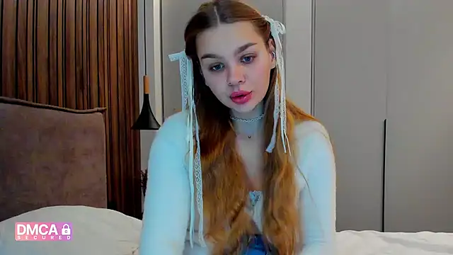 Molly sweetie online show from 26, 11, 2025