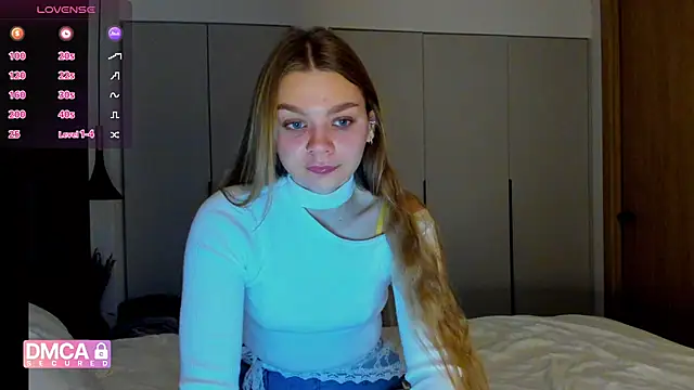 Molly sweetie online show from 5, 12, 2025