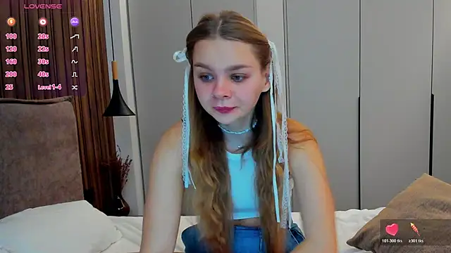 Molly sweetie online show from 11, 11, 2025