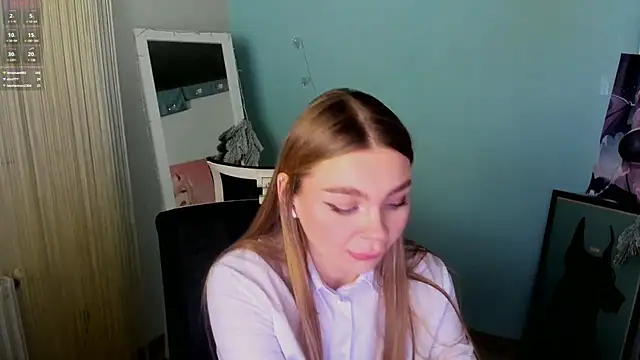 Molly sweetie online show from 18, 1, 2025