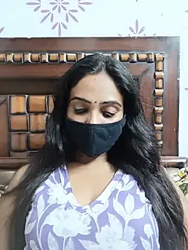 Snapshot of Yours-Bebo chatting on 20, 7, 2026 Yours-Bebo online show from 20, 7, 2026