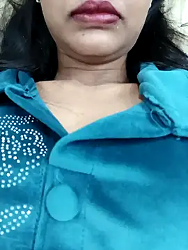 Snapshot of Yours-Bebo chatting on 6, 3, 2025 Yours-Bebo online show from 6, 3, 2025