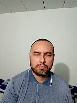 Snapshot of ElSunEagle chatting on 22, 11, 2025 ElSunEagle online show from 22, 11, 2025